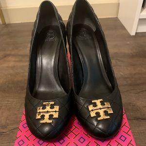 Tory Burch Wedge Size 11